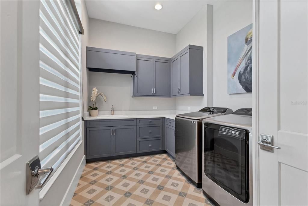 For Sale: $3,300,000 (4 beds, 4 baths, 3944 Square Feet)