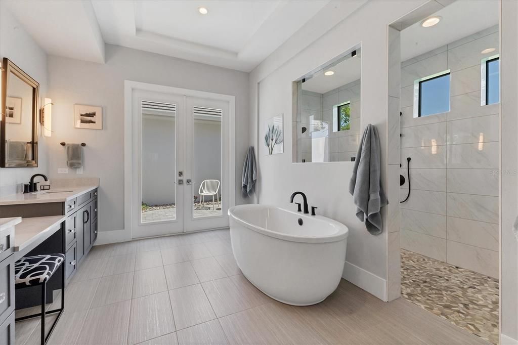 For Sale: $3,300,000 (4 beds, 4 baths, 3944 Square Feet)