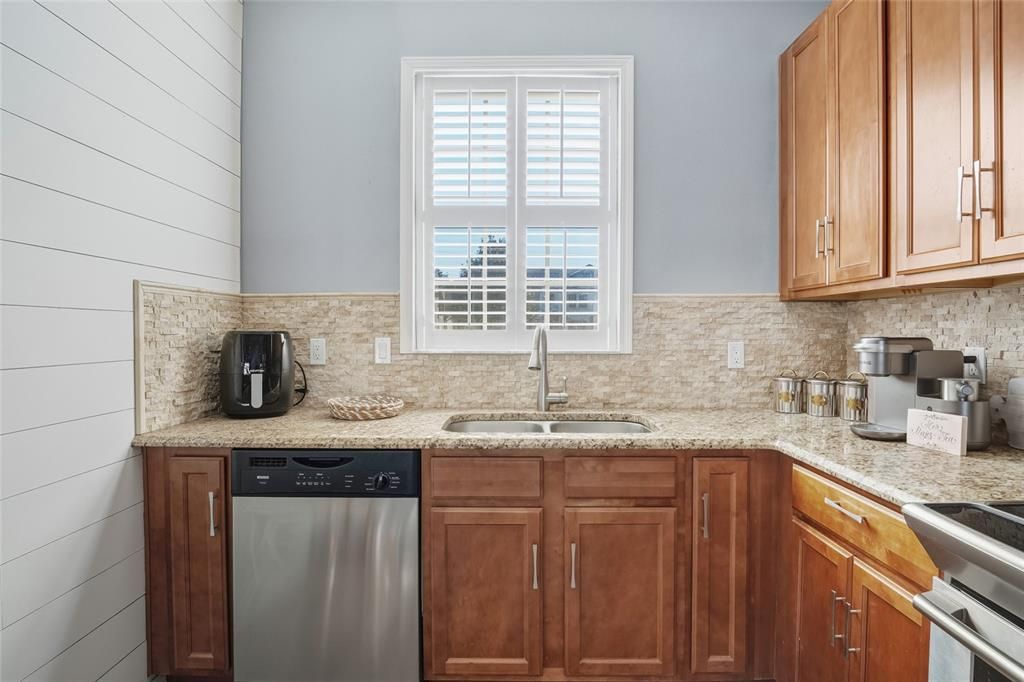 En Venta: $359,000 (2 camas, 2 baños, 1266 Pies cuadrados)