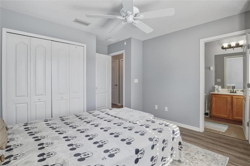 En Venta: $359,000 (2 camas, 2 baños, 1266 Pies cuadrados)