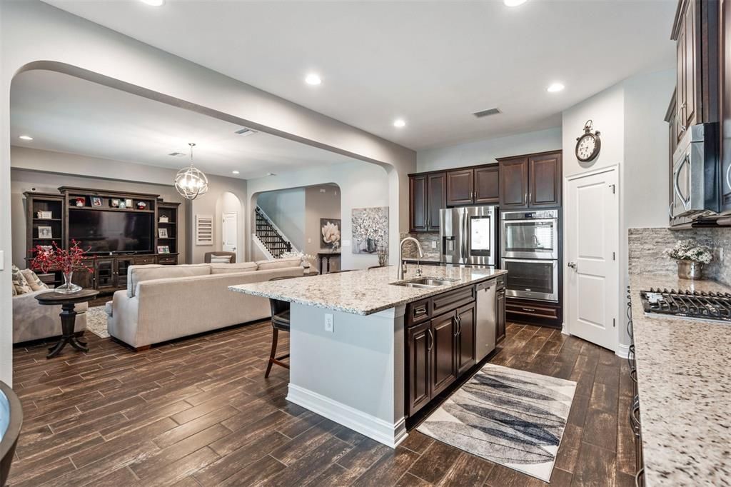 Active With Contract: $900,000 (4 beds, 3 baths, 3802 Square Feet)