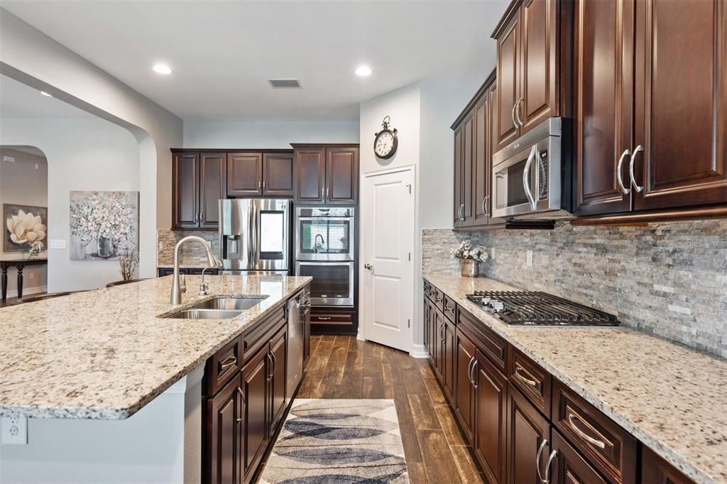 Active With Contract: $900,000 (4 beds, 3 baths, 3802 Square Feet)
