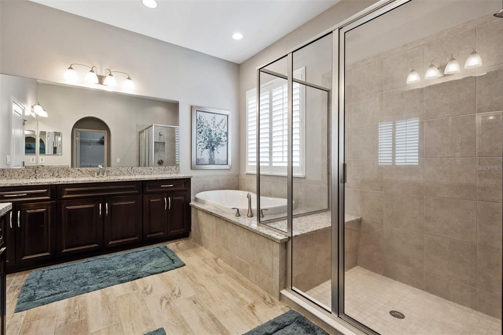 Active With Contract: $900,000 (4 beds, 3 baths, 3802 Square Feet)