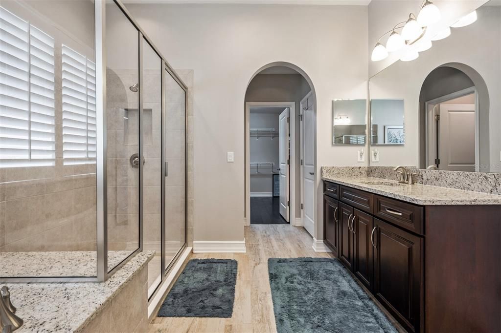 Active With Contract: $900,000 (4 beds, 3 baths, 3802 Square Feet)