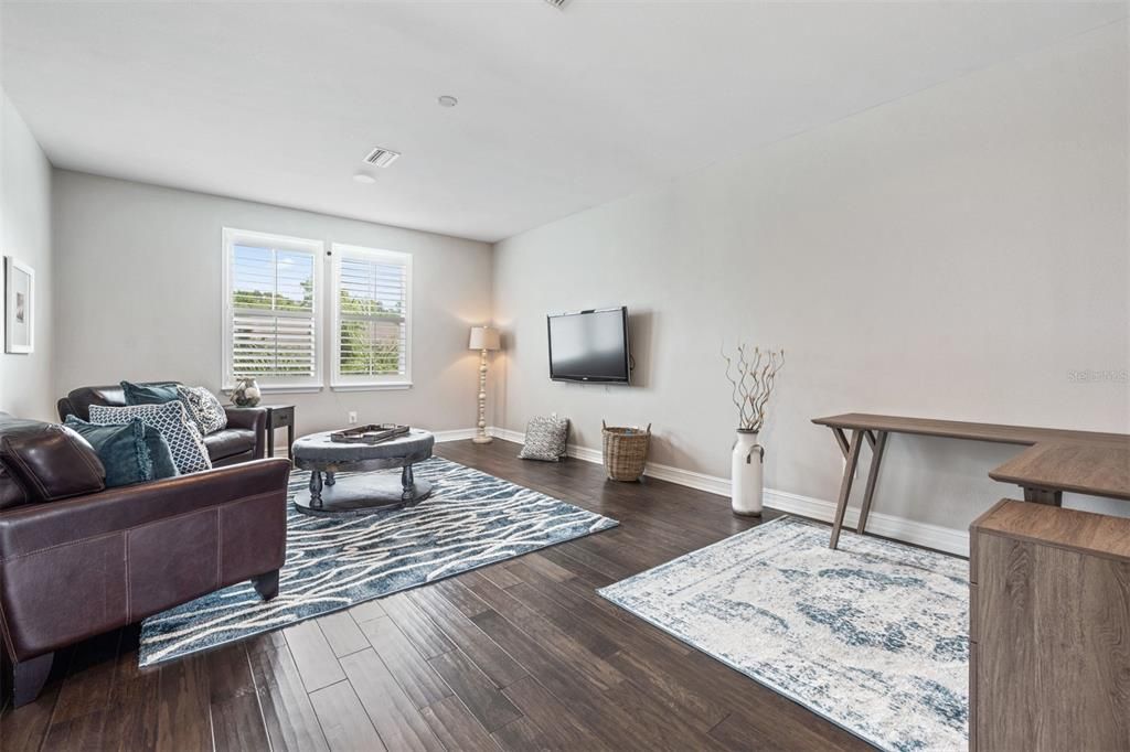 Active With Contract: $900,000 (4 beds, 3 baths, 3802 Square Feet)