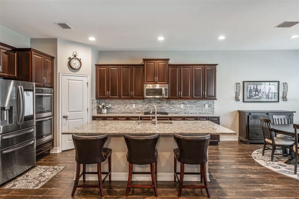 Active With Contract: $900,000 (4 beds, 3 baths, 3802 Square Feet)