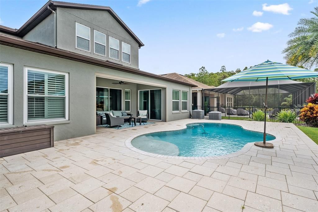 Active With Contract: $900,000 (4 beds, 3 baths, 3802 Square Feet)