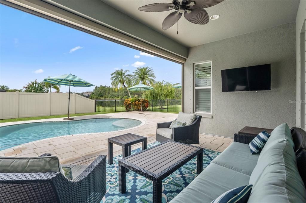 Active With Contract: $900,000 (4 beds, 3 baths, 3802 Square Feet)