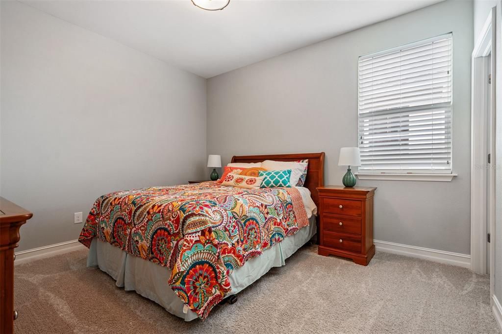 Active With Contract: $900,000 (4 beds, 3 baths, 3802 Square Feet)