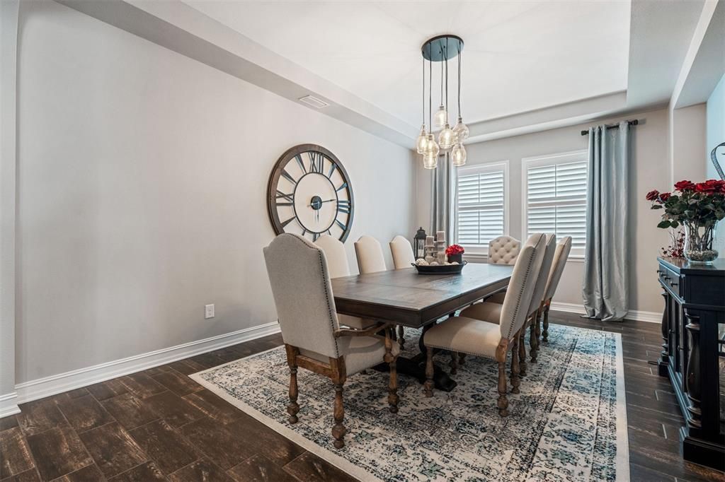 Active With Contract: $900,000 (4 beds, 3 baths, 3802 Square Feet)