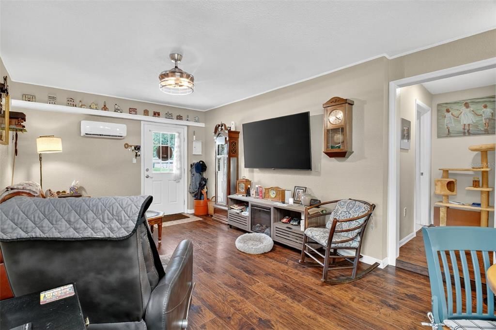 For Sale: $340,000 (3 beds, 2 baths, 2076 Square Feet)