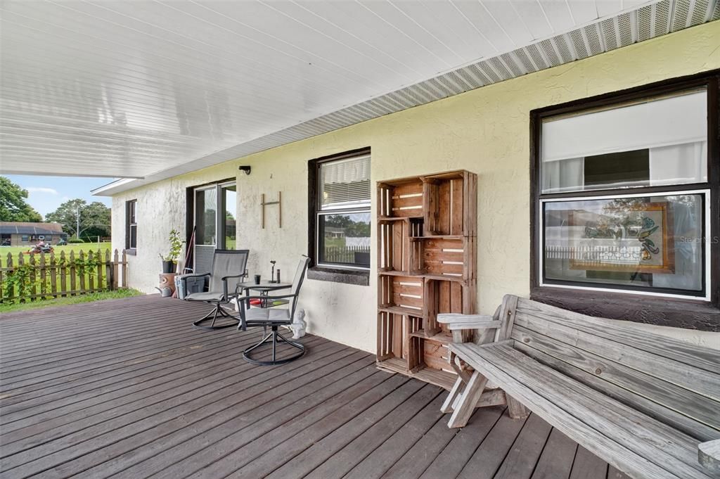 For Sale: $340,000 (3 beds, 2 baths, 2076 Square Feet)