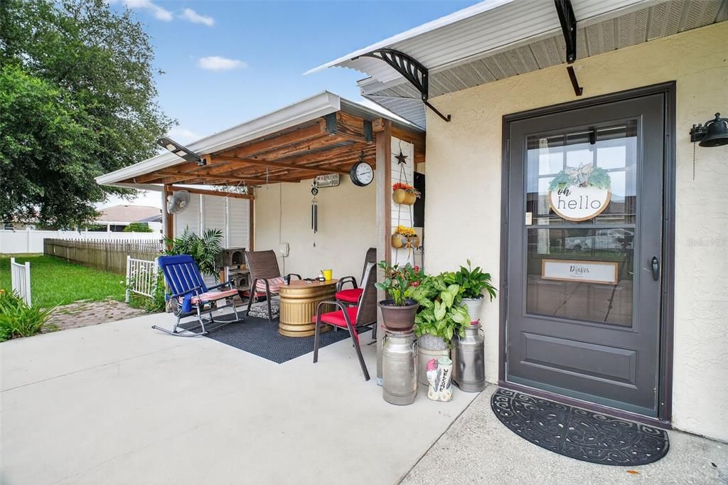 For Sale: $340,000 (3 beds, 2 baths, 2076 Square Feet)