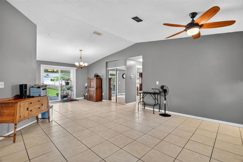 For Sale: $340,000 (3 beds, 2 baths, 2076 Square Feet)