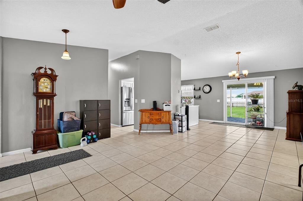 For Sale: $340,000 (3 beds, 2 baths, 2076 Square Feet)