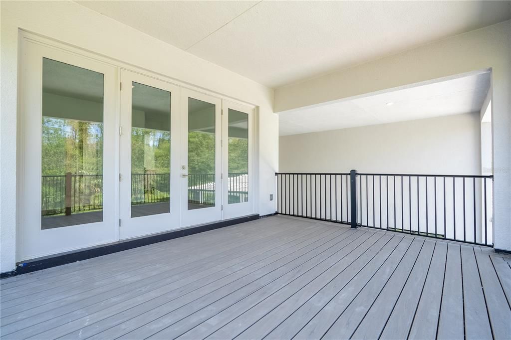 出租: $18,000 (5 贝兹, 5 浴室, 5855 平方英尺)