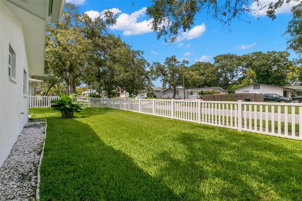 出租: $3,200 (3 贝兹, 2 浴室, 1530 平方英尺)