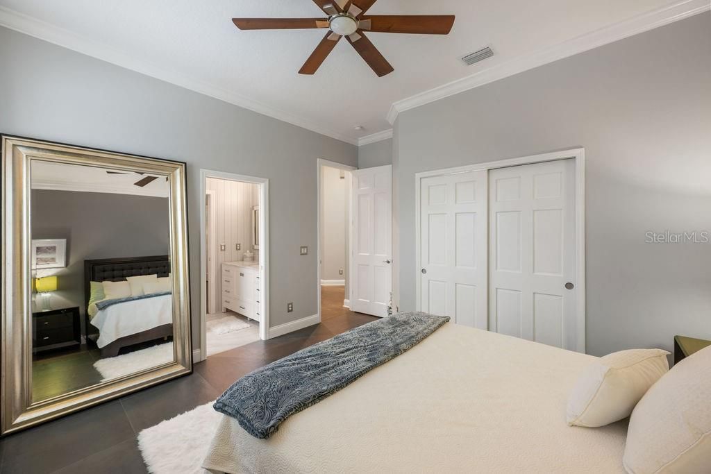 待售: $1,300,000 (4 贝兹, 3 浴室, 3241 平方英尺)