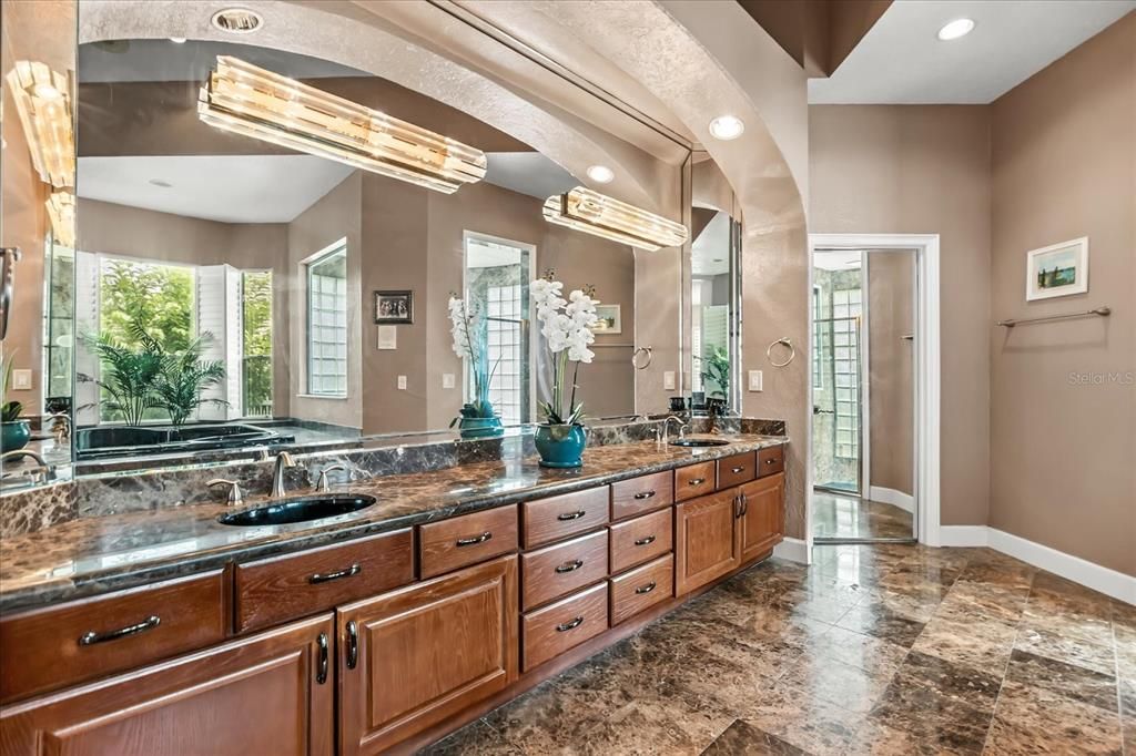 待售: $1,020,000 (4 贝兹, 3 浴室, 3691 平方英尺)