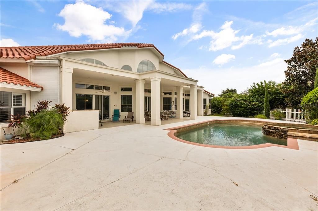 待售: $1,020,000 (4 贝兹, 3 浴室, 3691 平方英尺)