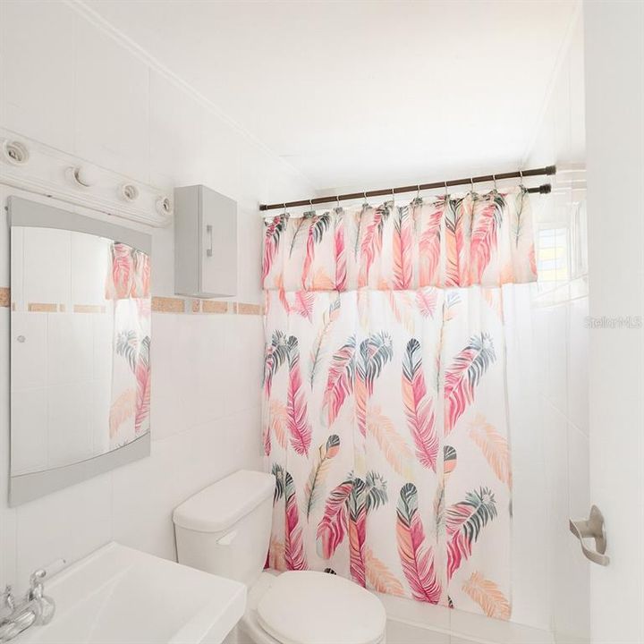 На продажу: $315,000 (8 спален, 0 ванн, 2500 Квадратных фут)