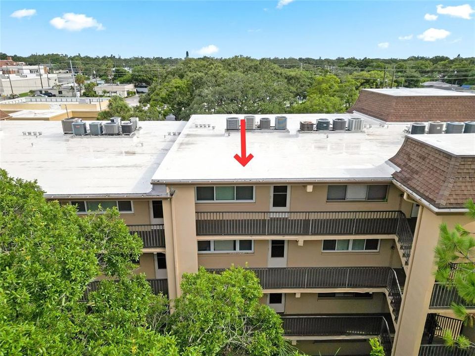 Под контрактом: $139,900 (1 спален, 1 ванн, 690 Квадратных фут)