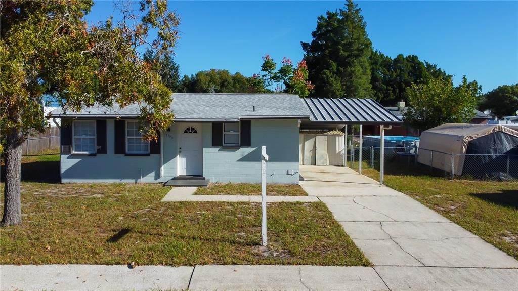 待售: $160,000 (2 贝兹, 1 浴室, 660 平方英尺)