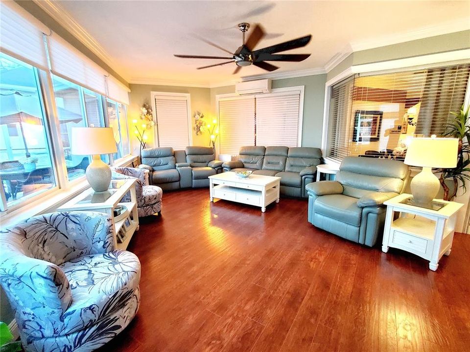 Active With Contract: $639,900 (4 beds, 3 baths, 3247 Square Feet)