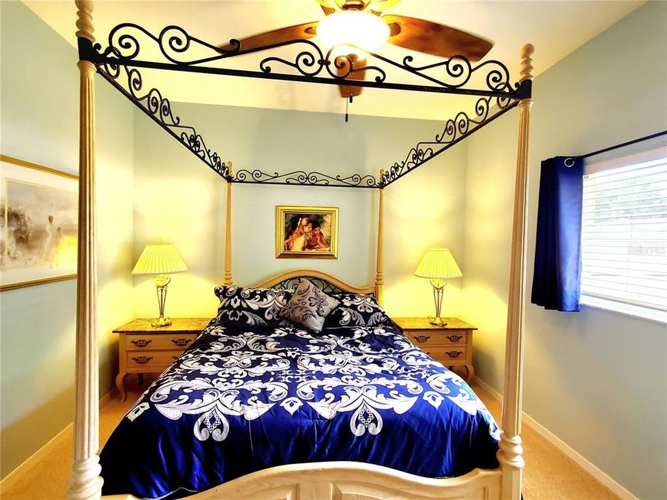 Active With Contract: $639,900 (4 beds, 3 baths, 3247 Square Feet)