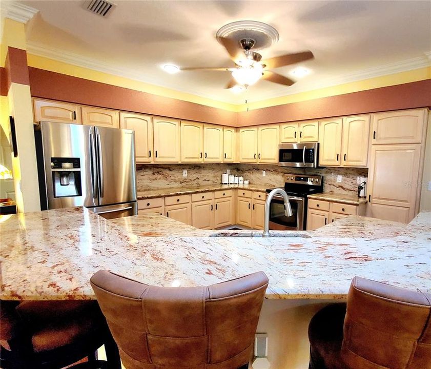 Active With Contract: $639,900 (4 beds, 3 baths, 3247 Square Feet)