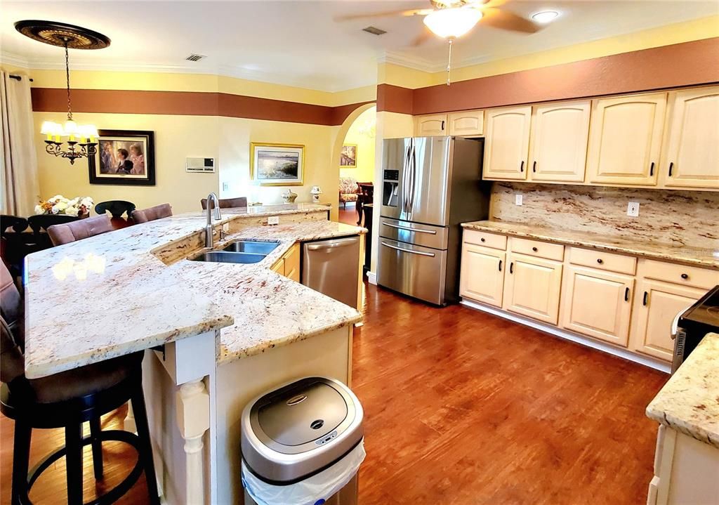 Active With Contract: $639,900 (4 beds, 3 baths, 3247 Square Feet)