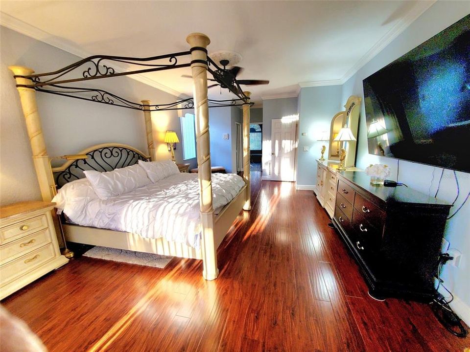 Active With Contract: $639,900 (4 beds, 3 baths, 3247 Square Feet)