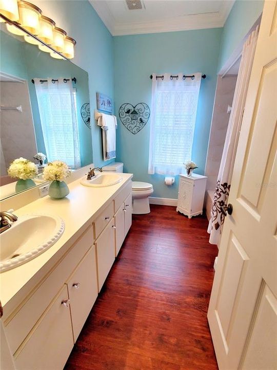 Active With Contract: $639,900 (4 beds, 3 baths, 3247 Square Feet)