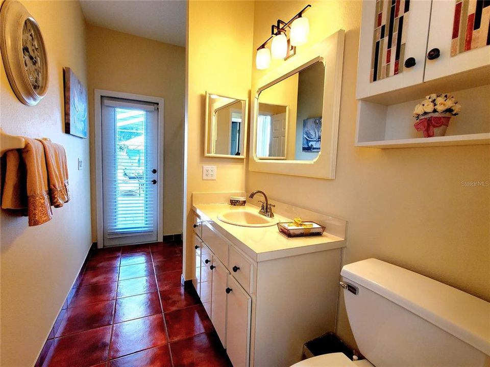 Active With Contract: $639,900 (4 beds, 3 baths, 3247 Square Feet)