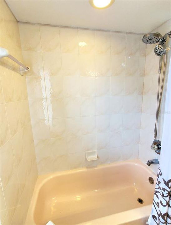 Active With Contract: $639,900 (4 beds, 3 baths, 3247 Square Feet)