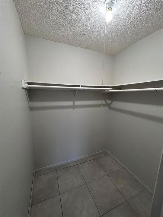 На продажу: $130,000 (1 спален, 1 ванн, 666 Квадратных фут)