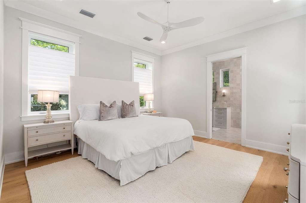 For Sale: $2,650,000 (6 beds, 4 baths, 6973 Square Feet)