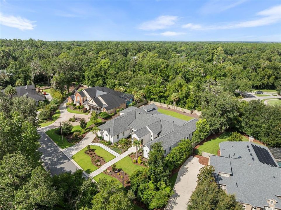 For Sale: $2,650,000 (6 beds, 4 baths, 6973 Square Feet)