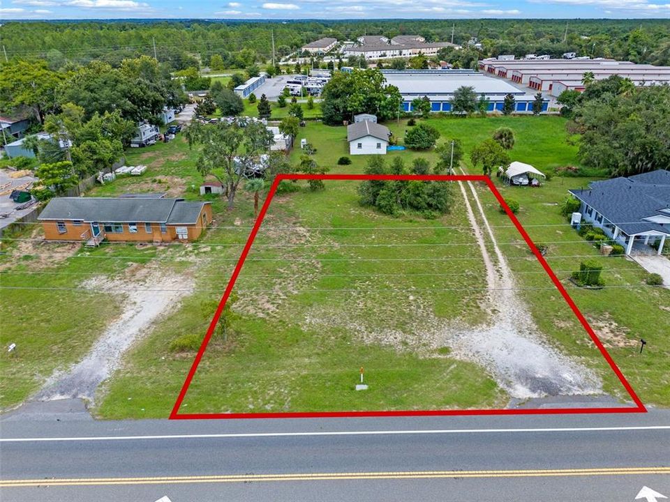 待售: $225,000 (0.37 acres)