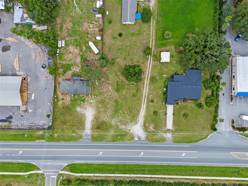 待售: $225,000 (0.37 acres)