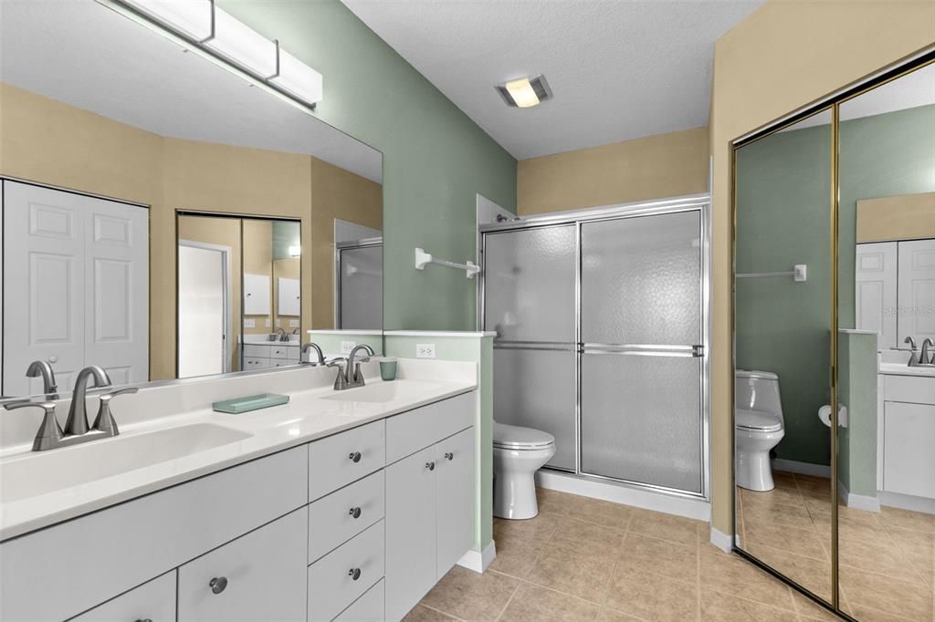 For Rent: $1,900 (2 beds, 2 baths, 1358 Square Feet)