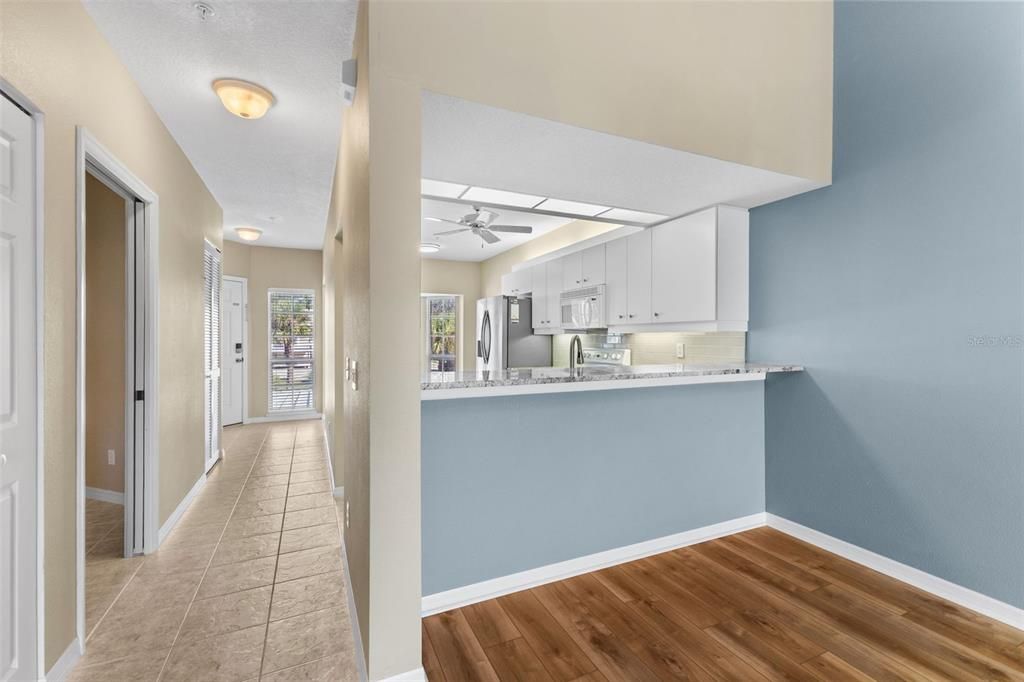 For Rent: $1,900 (2 beds, 2 baths, 1358 Square Feet)