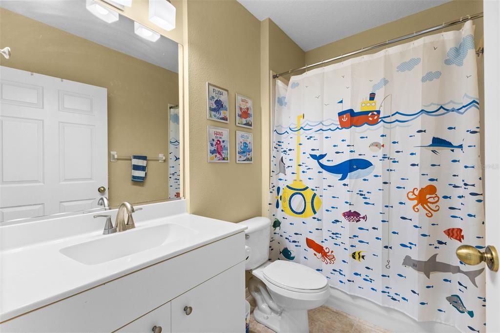 For Rent: $1,900 (2 beds, 2 baths, 1358 Square Feet)