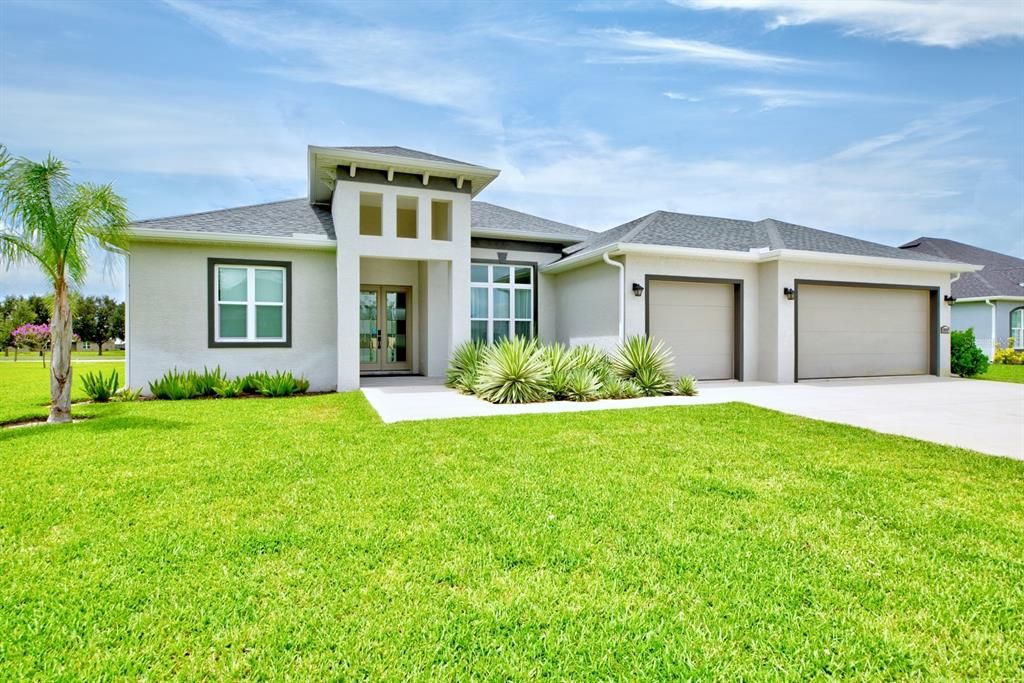 Active With Contract: $509,000 (3 beds, 3 baths, 2169 Square Feet)