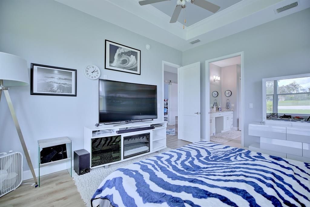 Active With Contract: $509,000 (3 beds, 3 baths, 2169 Square Feet)