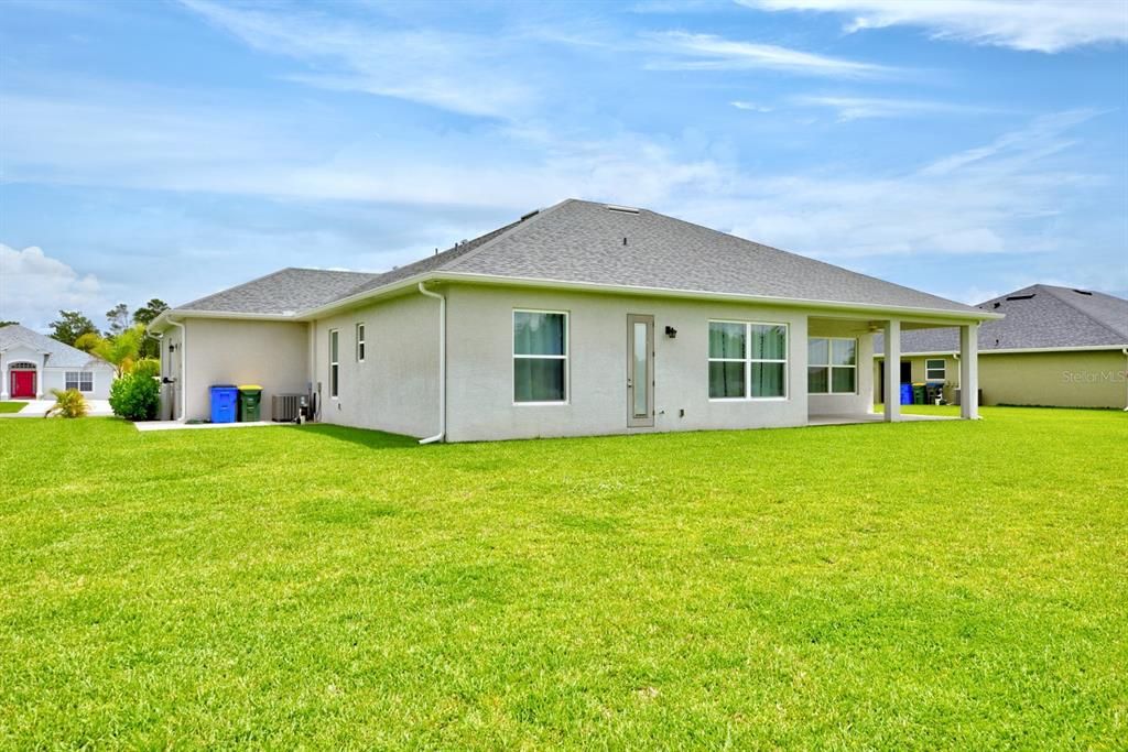 Active With Contract: $509,000 (3 beds, 3 baths, 2169 Square Feet)