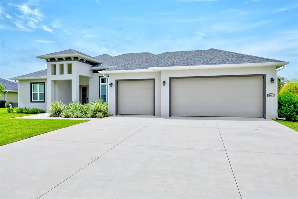 Active With Contract: $509,000 (3 beds, 3 baths, 2169 Square Feet)