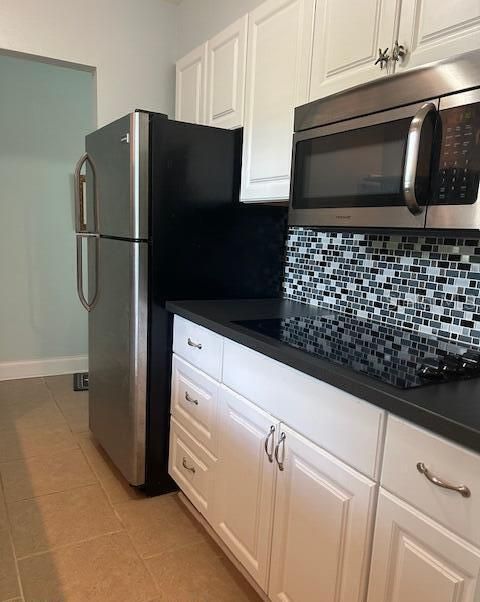 待售: $219,900 (2 贝兹, 1 浴室, 938 平方英尺)