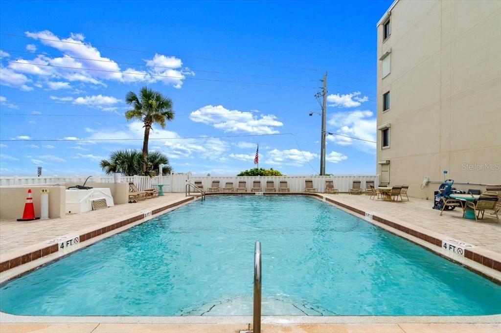 待售: $439,000 (2 贝兹, 2 浴室, 1150 平方英尺)