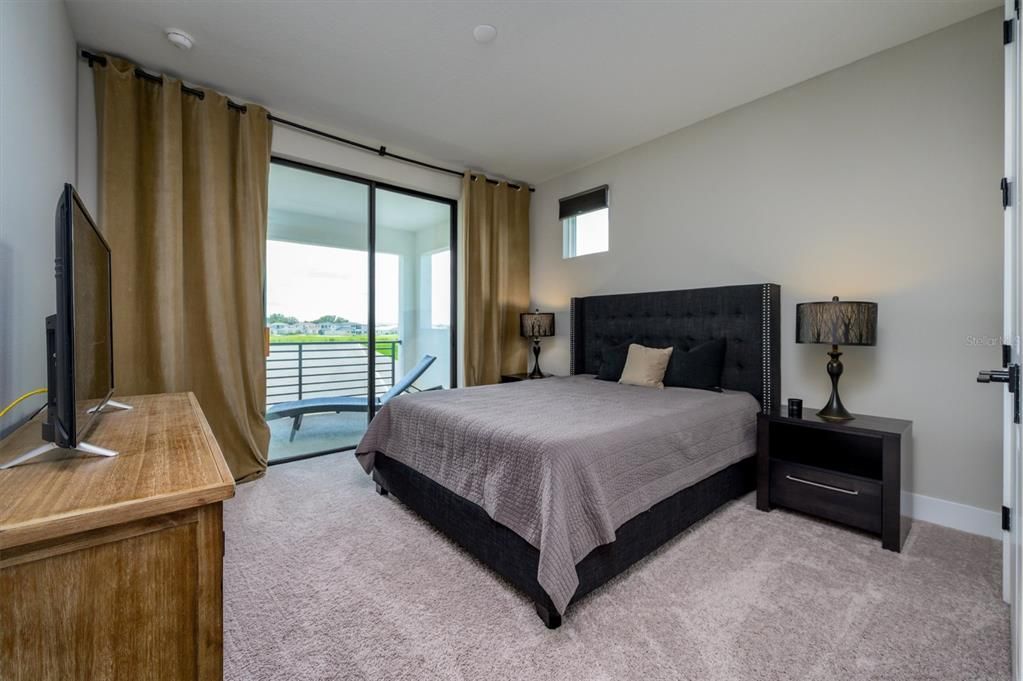 For Sale: $969,900 (5 beds, 4 baths, 3271 Square Feet)